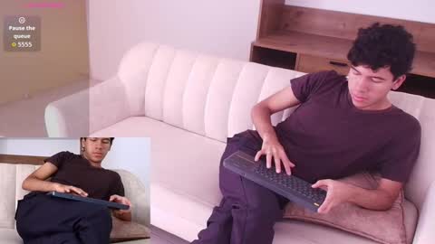 John online show from September 23, 2025, 12:30 pm