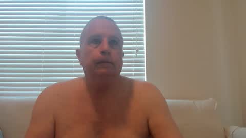 Snapshot of e_rectiom chatting on October 7, 2025, 12:08 am Mr Wonderful online show from October 7, 2025, 12:08 am