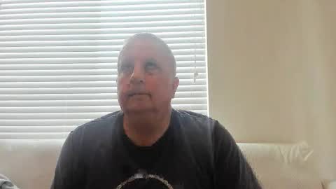 Snapshot of e_rectiom chatting on April 12, 2026, 9:09 pm Mr Wonderful online show from April 12, 2026, 9:09 pm
