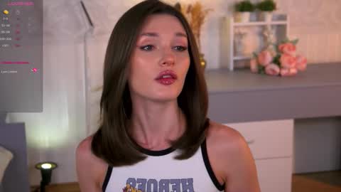 Eva online show from September 12, 2025, 3:34 pm