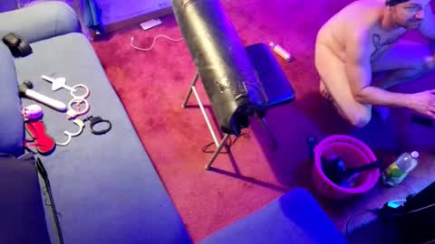 Snapshot of eandj8786 chatting on December 3, 2024, 11:24 pm Kryztal Klear Jaxx online show from December 3, 2024, 11:24 pm