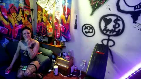 Snapshot of eandj8786 chatting on January 21, 2025, 1:08 am Kryztal Klear Jaxx online show from January 21, 2025, 1:08 am