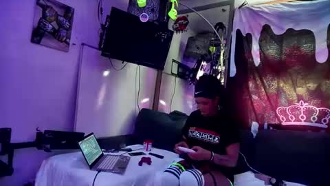 Snapshot of eandj8786 chatting on February 23, 2025, 4:46 pm Kryztal Klear Jaxx online show from February 23, 2025, 4:46 pm