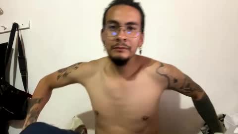 Snapshot of eaquintero629 chatting on January 12, 2025, 10:22 pm eaquintero629 online show from January 12, 2025, 10:22 pm