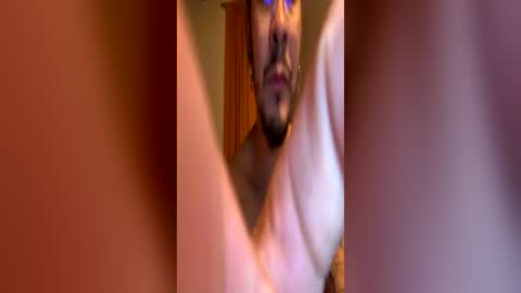 Snapshot of eaquintero629 chatting on June 18, 2026, 4:02 am eaquintero629 online show from June 18, 2026, 4:02 am
