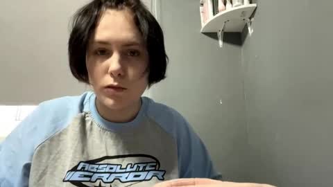 Rina online show from April 10, 2026, 1:49 pm