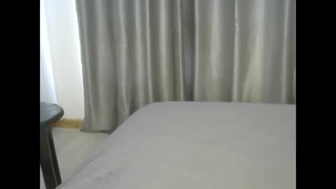 east_queen online show from February 1, 2025, 10:26 am