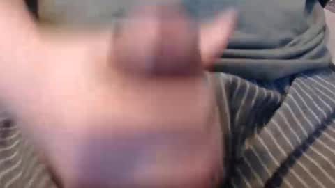 Snapshot of eat_a_peach2 chatting on February 19, 2025, 10:31 pm eat_a_peach2 online show from February 19, 2025, 10:31 pm