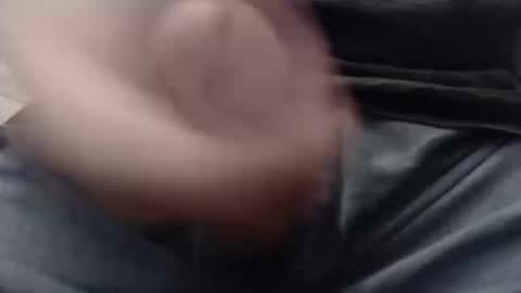 Snapshot of eat_a_peach2 chatting on October 11, 2025, 10:25 am eat_a_peach2 online show from October 11, 2025, 10:25 am