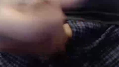 Snapshot of eat_a_peach2 chatting on October 25, 2025, 11:51 am eat_a_peach2 online show from October 25, 2025, 11:51 am