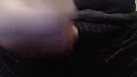 Snapshot of eat_a_peach2 chatting on October 30, 2025, 11:22 am eat_a_peach2 online show from October 30, 2025, 11:22 am