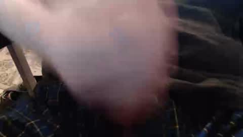 eat_a_peach2 online show from April 21, 2026, 10:32 am