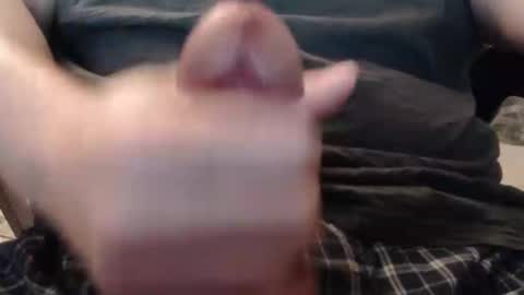 Snapshot of eat_a_peach2 chatting on April 26, 2026, 10:35 am eat_a_peach2 online show from April 26, 2026, 10:35 am