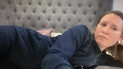 Snapshot of eatmypie69 chatting on January 27, 2025, 1:41 pm Nadia Ferreira online show from January 27, 2025, 1:41 pm