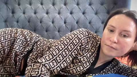 Snapshot of eatmypie69 chatting on November 11, 2025, 11:10 am Nadia Ferreira online show from November 11, 2025, 11:10 am