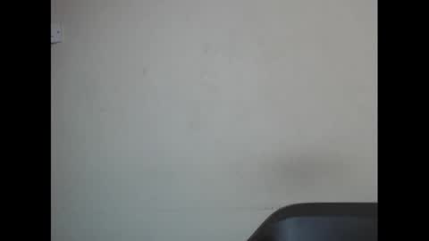 Snapshot of eatuupx chatting on December 21, 2024, 2:26 pm eatuupx online show from December 21, 2024, 2:26 pm