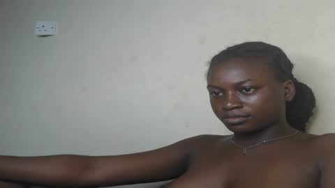 Snapshot of eatuupx chatting on January 24, 2025, 10:43 am eatuupx online show from January 24, 2025, 10:43 am