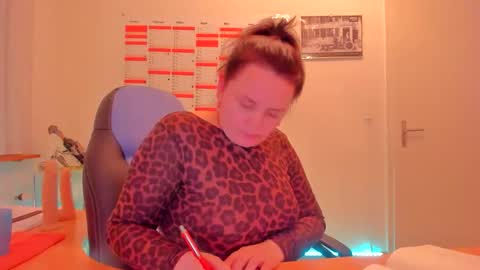 ebikon24 online show from March 19, 2026, 10:03 pm