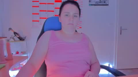 Snapshot of ebikon24 chatting on June 2, 2026, 6:32 pm ebikon24 online show from June 2, 2026, 6:32 pm