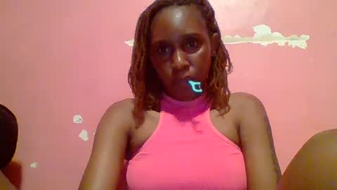 Snapshot of ebon_fantasy1 chatting on July 6, 2026, 8:33 pm Ebon Fantasy1s online show from July 6, 2026, 8:33 pm