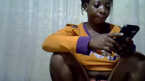 ebony_candy1998 online show from July 15, 2026, 8:03 pm