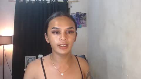 Snapshot of ebony_enchantress chatting on February 22, 2025, 2:39 am BEA DONT FORGET TO FOLLOW ME online show from February 22, 2025, 2:39 am