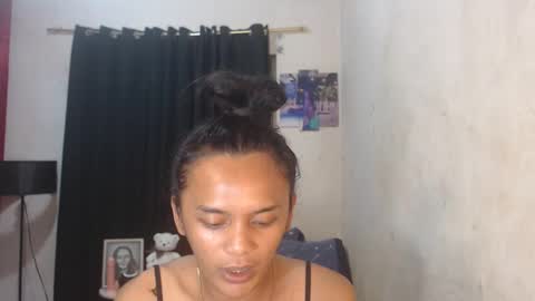 Snapshot of ebony_enchantress chatting on February 28, 2025, 1:58 am BEA DONT FORGET TO FOLLOW ME online show from February 28, 2025, 1:58 am