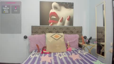 ebony_hot_25 online show from July 23, 2026, 10:40 pm
