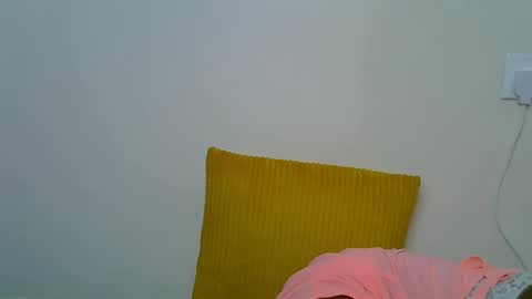 Snapshot of ebony_j chatting on May 8, 2026, 7:41 pm ebony_j online show from May 8, 2026, 7:41 pm