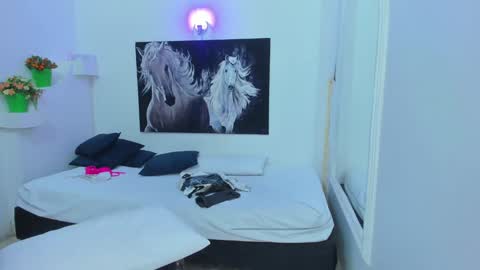 ebony_katterin online show from December 31, 2024, 1:47 am