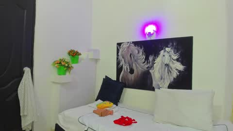 ebony_katterin online show from January 4, 2025, 7:02 pm