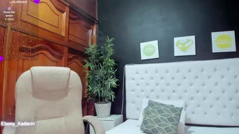 ebony_katterin online show from September 28, 2025, 11:59 am