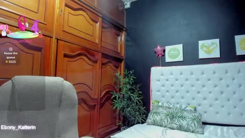 Snapshot of ebony_katterin chatting on April 23, 2026, 11:09 am ebony_katterin online show from April 23, 2026, 11:09 am