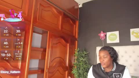 Snapshot of ebony_katterin chatting on May 1, 2026, 11:15 am ebony_katterin online show from May 1, 2026, 11:15 am