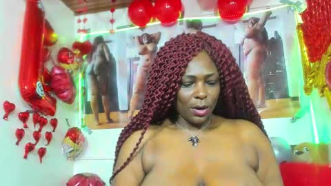 Snapshot of ebony_mine47 chatting on February 20, 2025, 6:39 am Ebony Mine online show from February 20, 2025, 6:39 am