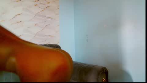 Snapshot of ebony_petitebody1 chatting on September 15, 2025, 8:14 am ebony_petitebody1 online show from September 15, 2025, 8:14 am