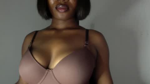 delilah online show from April 29, 2026, 6:58 pm