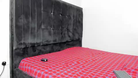 ebony_remy online show from July 28, 2026, 8:52 pm