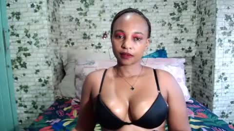 Snapshot of ebony_seduction00 chatting on June 18, 2026, 6:13 am ebony_seduction00 online show from June 18, 2026, 6:13 am