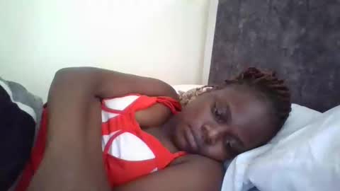 Snapshot of ebony_tasha chatting on April 8, 2026, 7:08 am tasha online show from April 8, 2026, 7:08 am