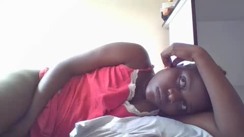 Snapshot of ebony_tasha chatting on April 24, 2026, 5:21 am tasha online show from April 24, 2026, 5:21 am