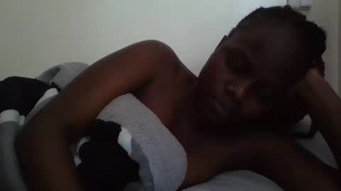 Snapshot of ebony_tasha chatting on April 29, 2026, 7:56 am tasha online show from April 29, 2026, 7:56 am