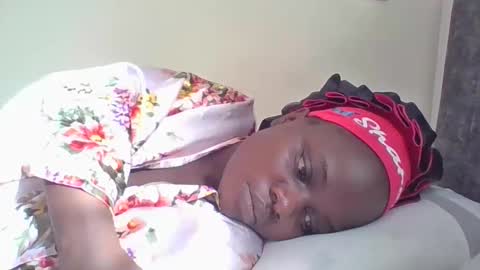 Snapshot of ebony_tasha chatting on May 26, 2026, 5:25 am tasha online show from May 26, 2026, 5:25 am