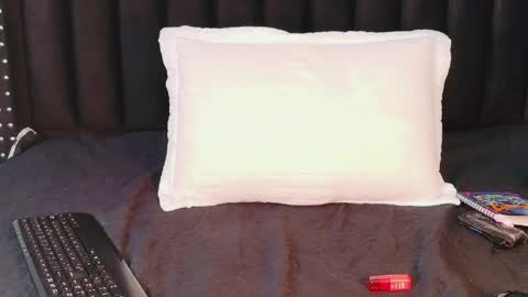 ebonycoworker online show from March 31, 2026, 7:47 pm