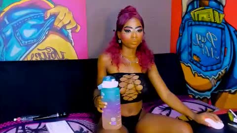 Pearl online show from December 8, 2024, 2:28 am