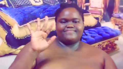 ebonyhotbuns4u2luv online show from March 12, 2025, 1:25 am