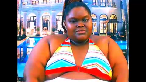 Snapshot of ebonyhotbuns4u2luv chatting on April 20, 2026, 6:42 pm ebonyhotbuns4u2luv online show from April 20, 2026, 6:42 pm
