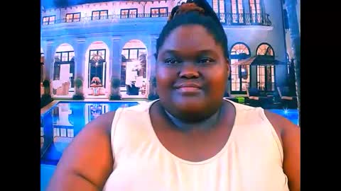 Snapshot of ebonyhotbuns4u2luv chatting on April 24, 2026, 12:35 am ebonyhotbuns4u2luv online show from April 24, 2026, 12:35 am