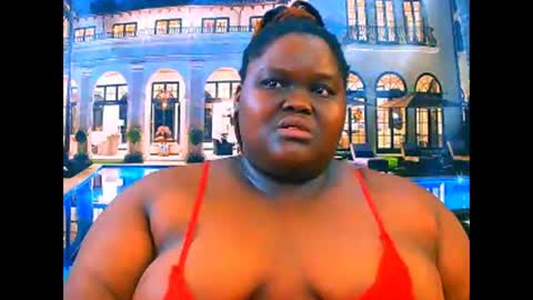 Snapshot of ebonyhotbuns4u2luv chatting on April 28, 2026, 6:46 pm ebonyhotbuns4u2luv online show from April 28, 2026, 6:46 pm