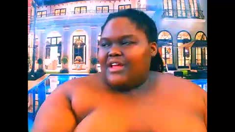 Snapshot of ebonyhotbuns4u2luv chatting on May 7, 2026, 7:19 pm ebonyhotbuns4u2luv online show from May 7, 2026, 7:19 pm
